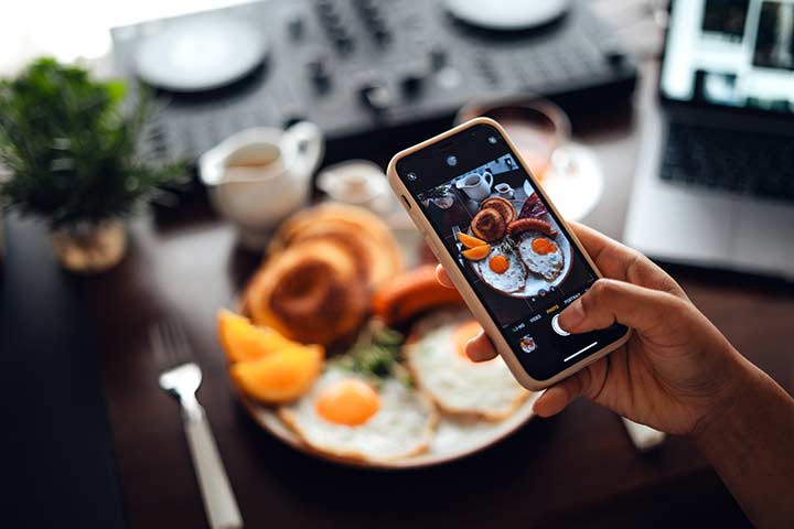 On-site social content in action